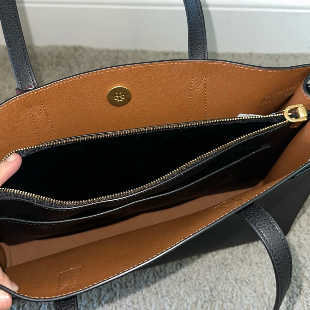 LIKE NEW Tory Burch Women’s Walker Medium Satchel Tote Handbag - Picture 9 of 11